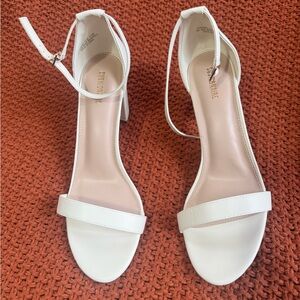Fashionaire White Women's Heels